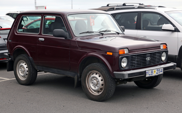 VAZ Lada 4x4 Bronto exterior restyling VAZ Lada 4x4 Bronto interior specifications