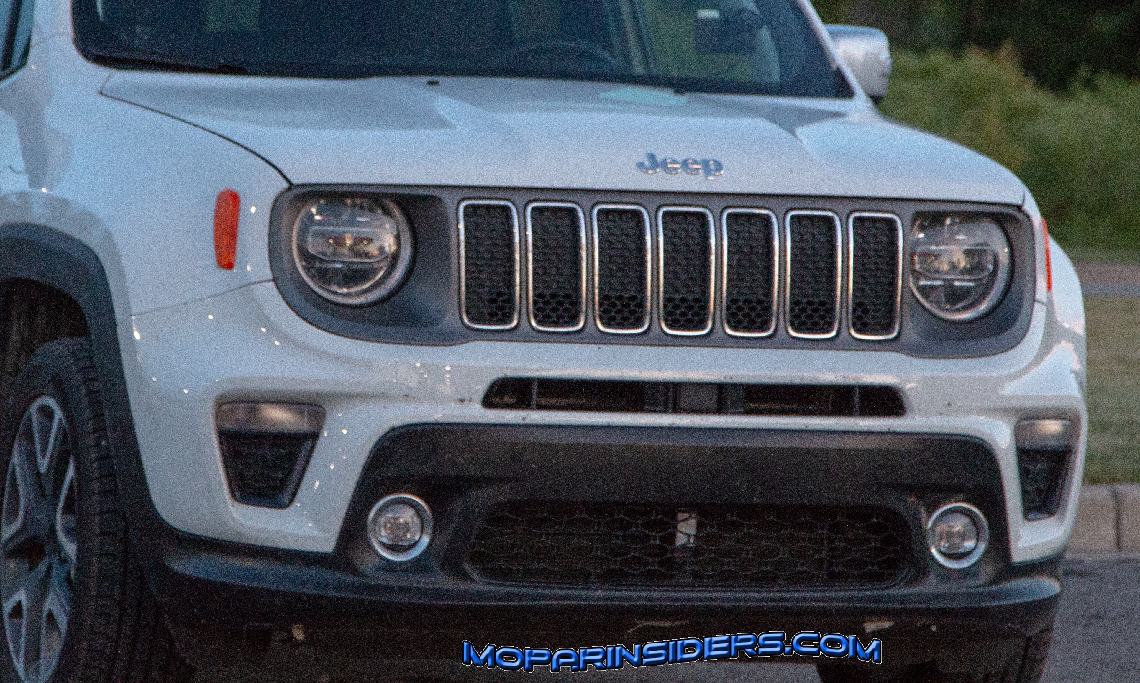 Jeep Renegade reviews big