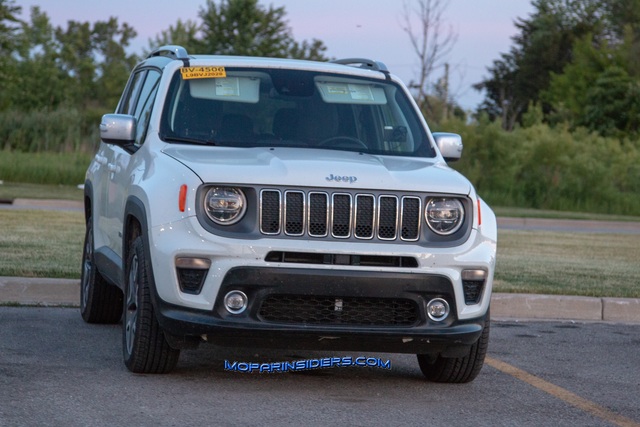 Jeep Renegade best photo