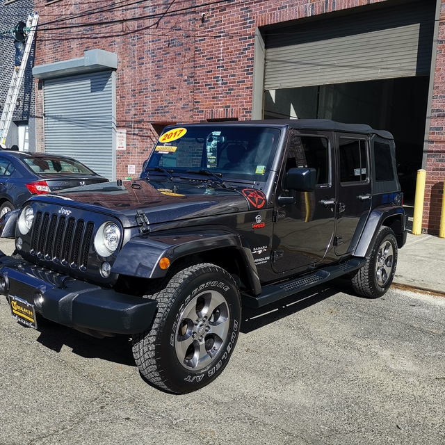 Jeep Wrangler Unlimited auto show