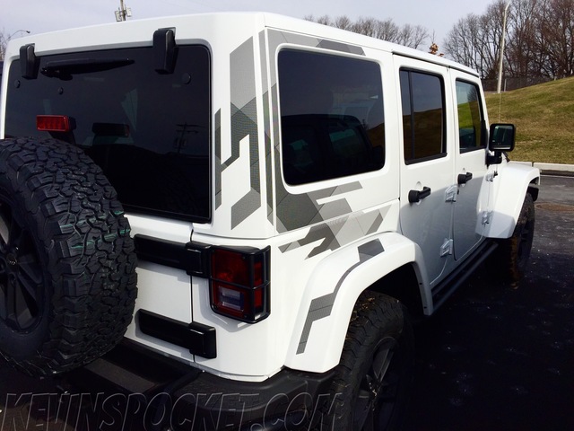 Jeep Wrangler Unlimited interior 2017