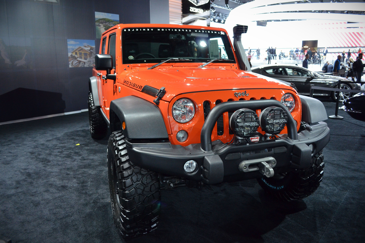 Jeep Gladiator Photos and Specs. Photo Jeep Gladiator 4k