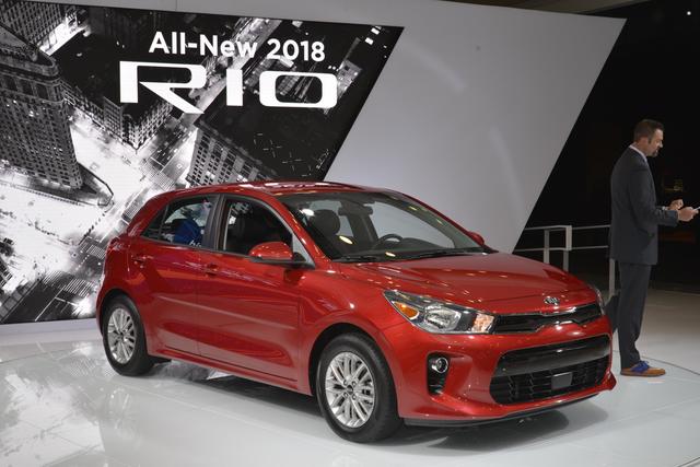 KIA Rio Sedan accessories 2017