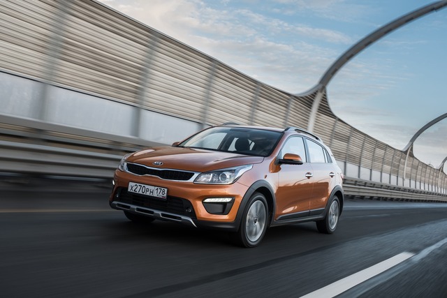 KIA Rio X-Line Photos and Specs. Photo: KIA Rio X-Line hd restyling and ...