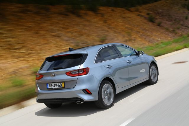 KIA Ceed hd specifications KIA Ceed accessories model