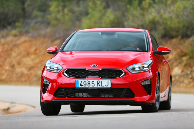 KIA Ceed exterior model KIA Ceed accessories model