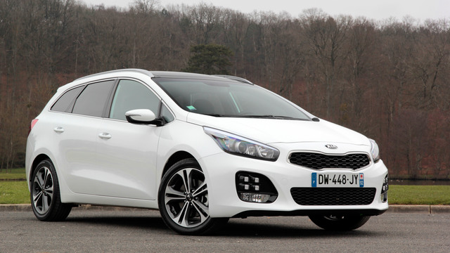 KIA Ceed SW hd model KIA Ceed SW accessories big