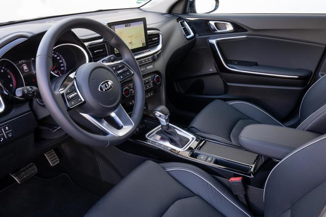 KIA Ceed SW mod 2018 KIA Ceed SW hd specifications