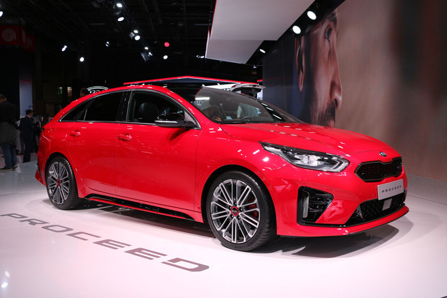 KIA ProCeed GT interior restyling