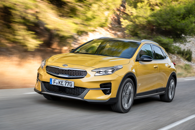 KIA XCeed Photos and Specs. Photo: KIA XCeed hd big and 41 perfect ...