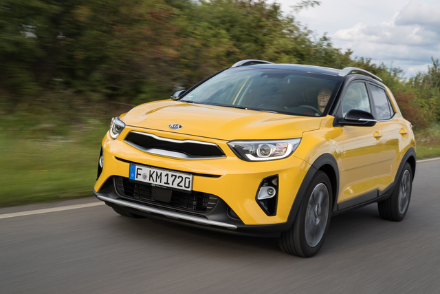 KIA Optima SW auto show