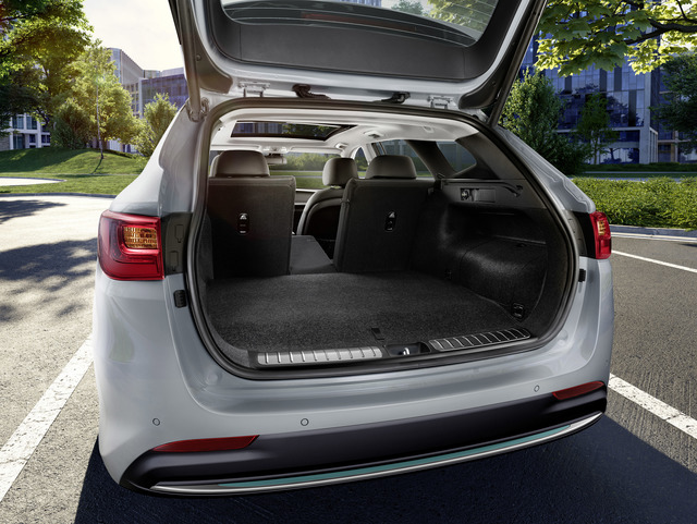 KIA Optima SW Plug-in Hybrid best model