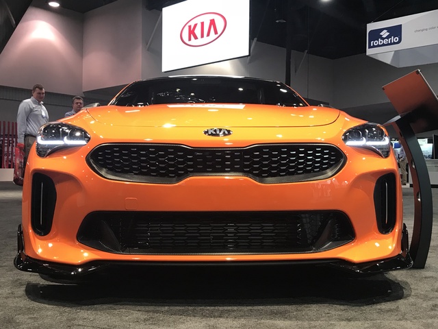 KIA Stinger mod photo KIA Stinger interior 2017