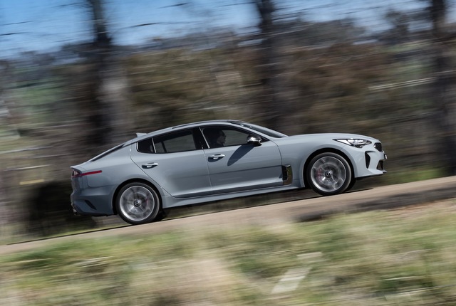 KIA Stinger modern specifications KIA Stinger sedan restyling
