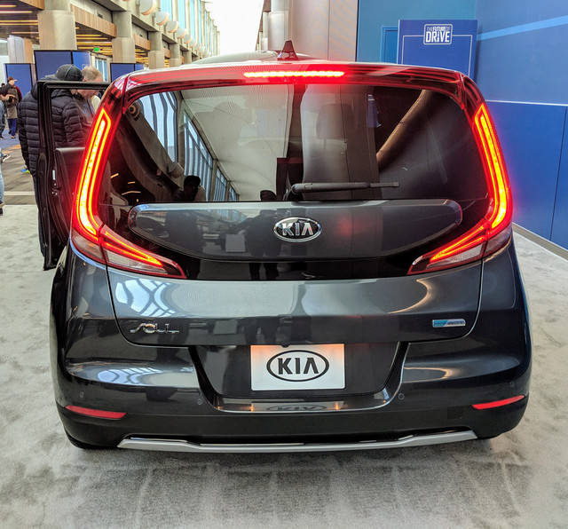 KIA Soul EV auto show