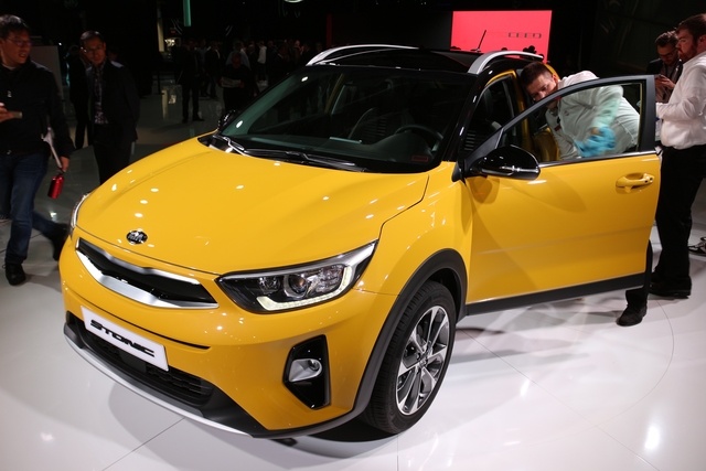 KIA Stonic modern 2017 KIA Stonic interior 2017