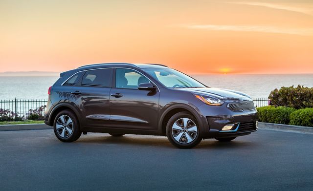 KIA Niro Hybrid auto show