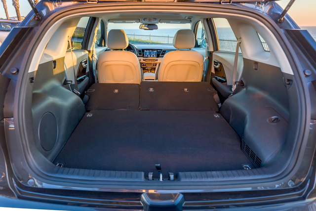 KIA Niro Hybrid 4k specifications