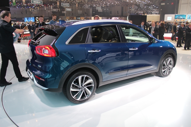KIA Niro Hybrid mod restyling