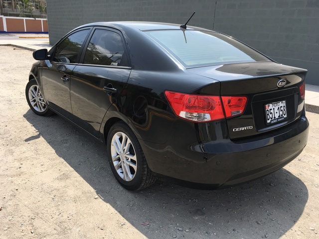 KIA Cerato Hatchback modern big