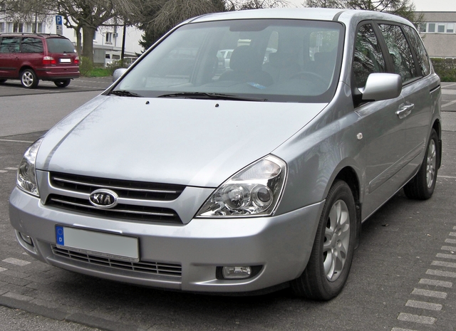 KIA Carens accessories photo KIA Carens modern specifications