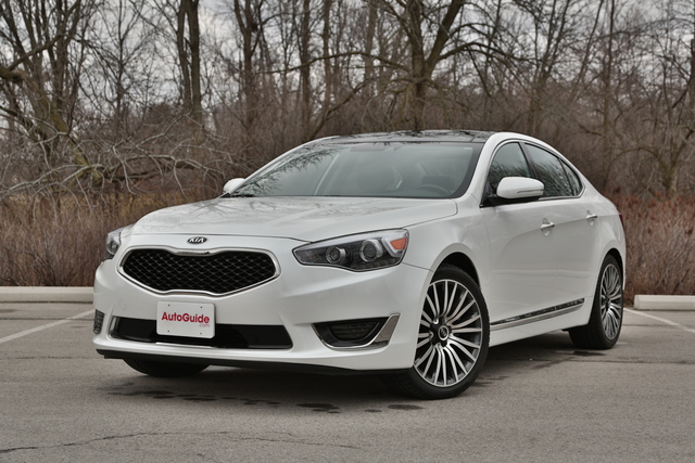 KIA Cadenza Photos, and Specs. 2.4 GDi (190 hp) 6-auto H-matic, 3.0 GDi ...