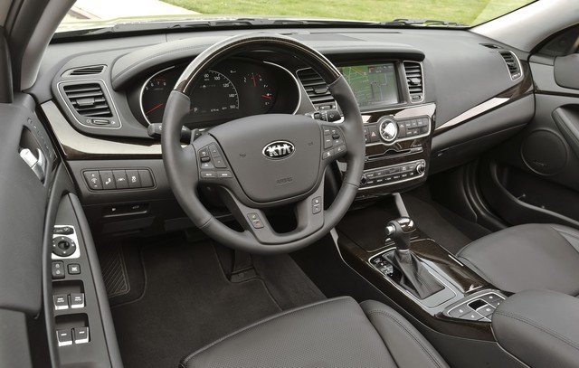 KIA Cadenza 4k restyling KIA Cadenza reviews big