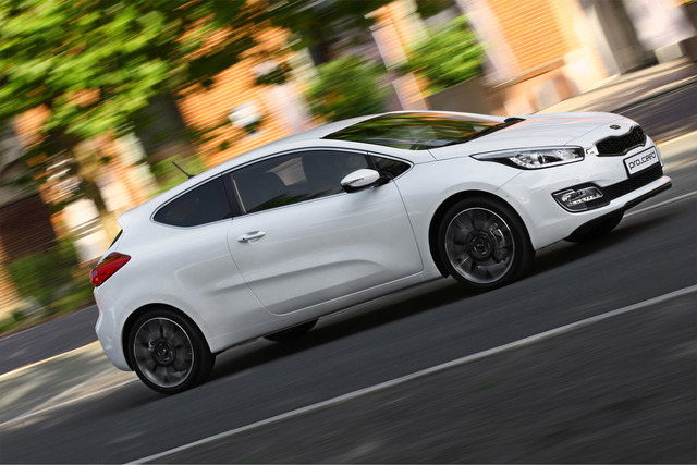 KIA Pro Ceed hatchback specifications