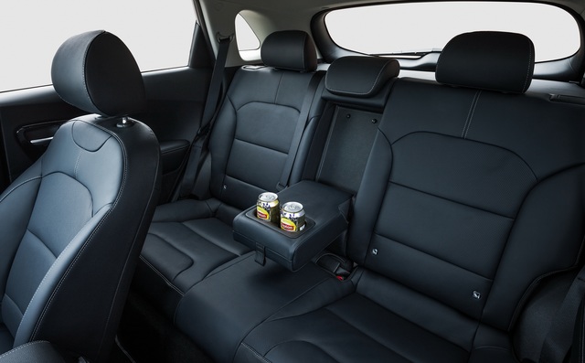 KIA Niro Hybrid exterior photo