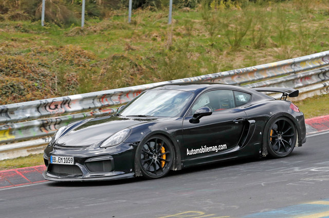 Porsche 718 Cayman GT4 reviews model