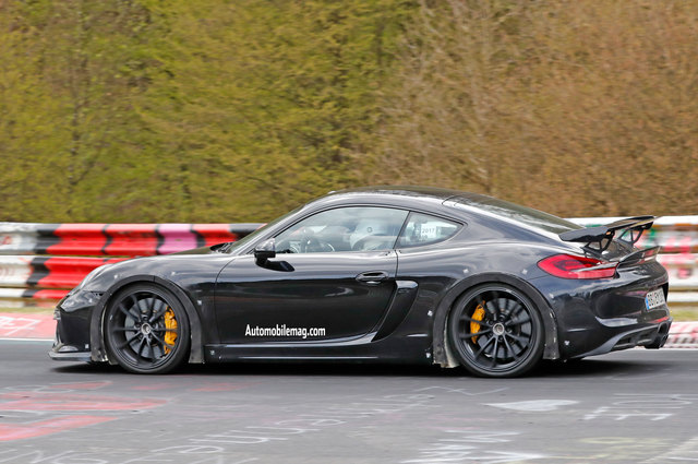 Porsche 718 Cayman GT4 coupe 2019