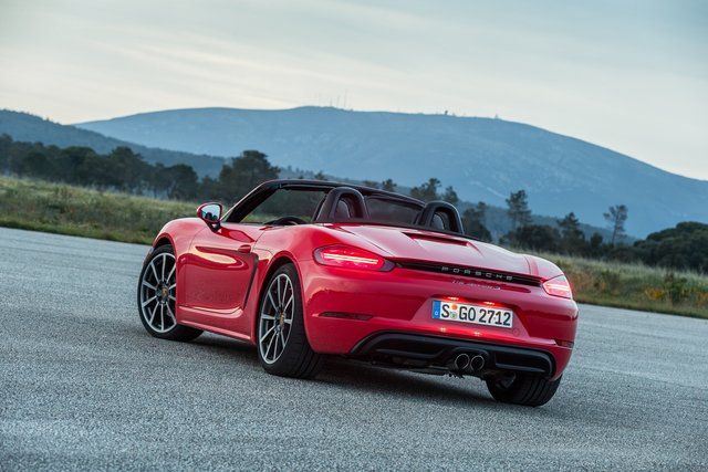 Porsche 718 Boxster mod photo
