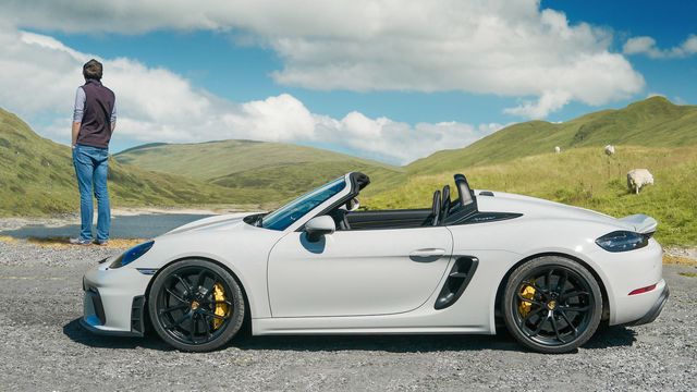 Porsche 718 Spyder 4k restyling