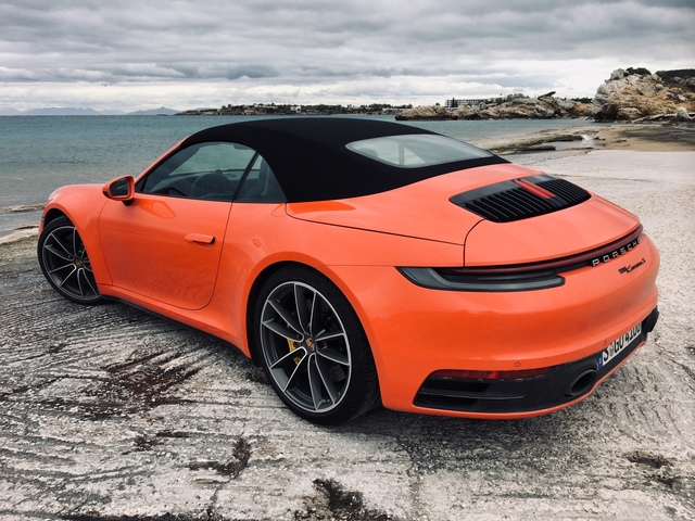 Porsche 911 Carrera Cabriolet accessories model Porsche 911 Carrera Cabriolet reviews 2019