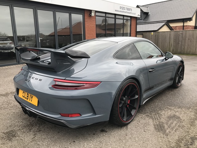 Porsche 911 GT3 reviews specifications Porsche 911 GT3 mod specifications