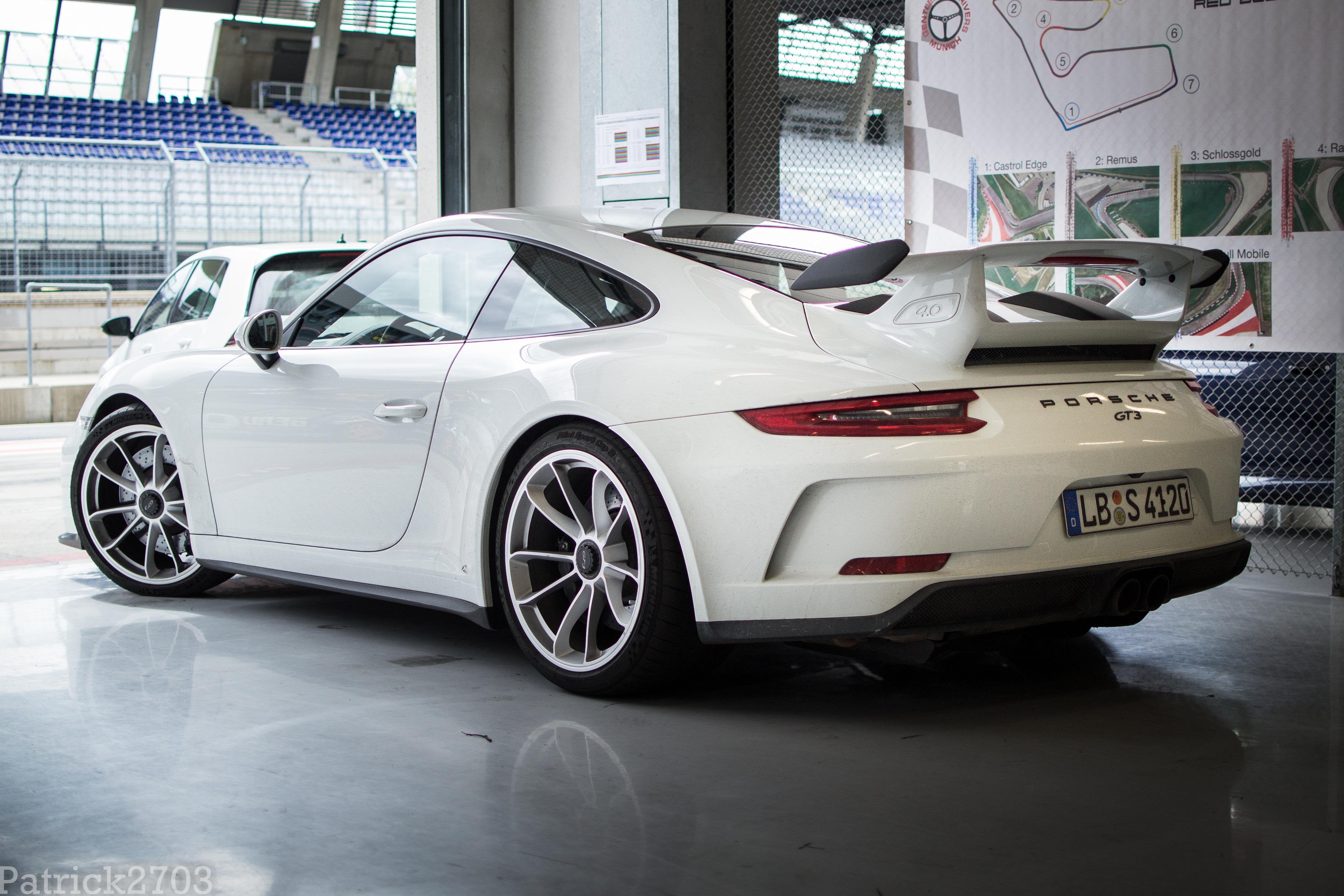 Porsche 911 GT3 coupe restyling