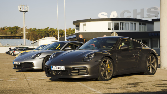 Porsche 911 Targa cabriolet photo