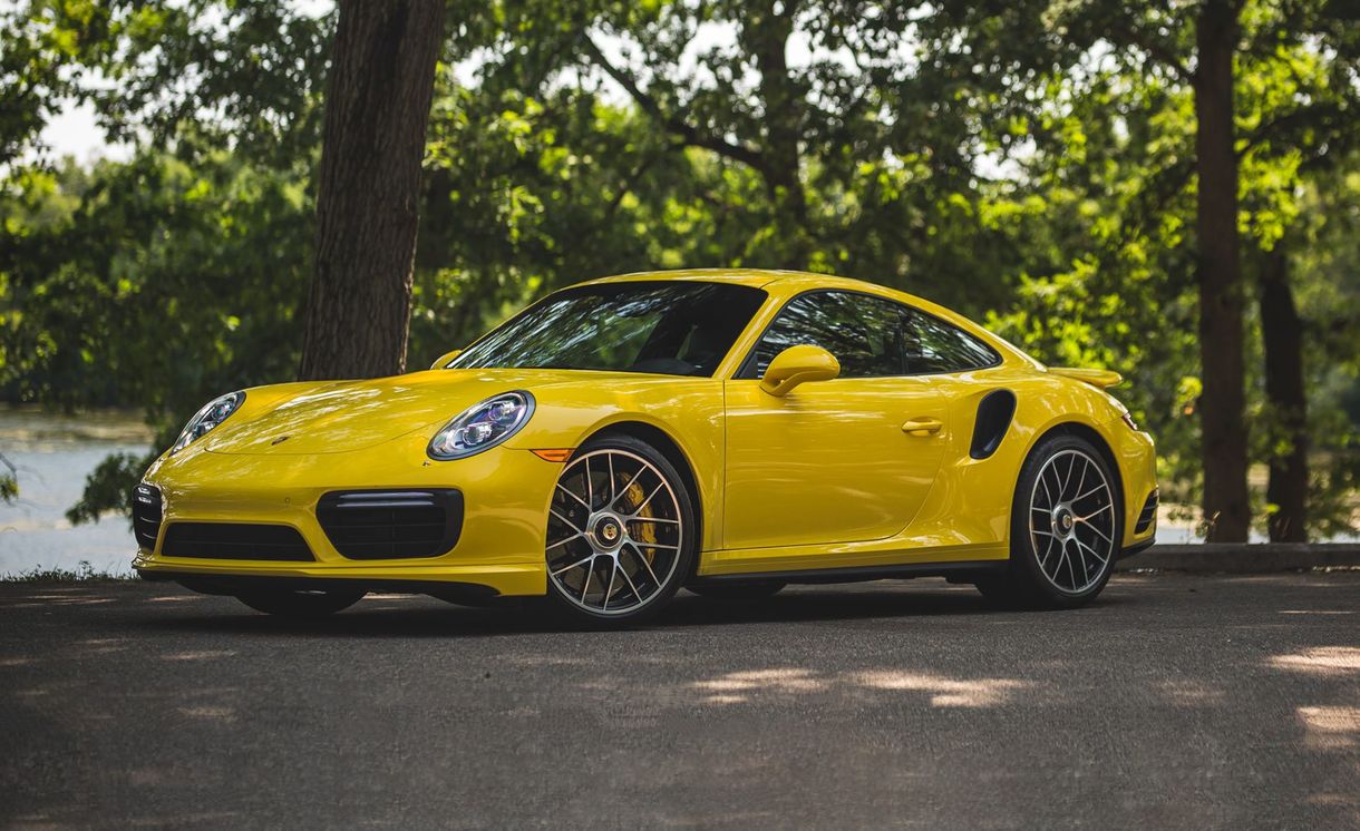 Porsche 911 Turbo s Р·РµР»РµРЅС‹Р№