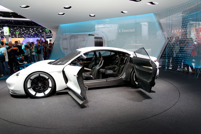 Porsche Taycan interior restyling