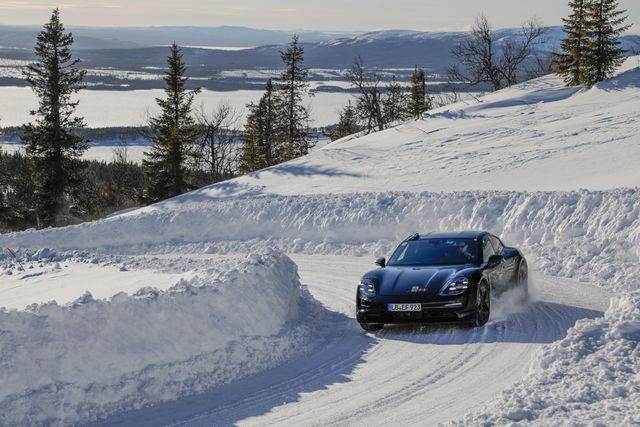 Porsche Taycan mod 2019