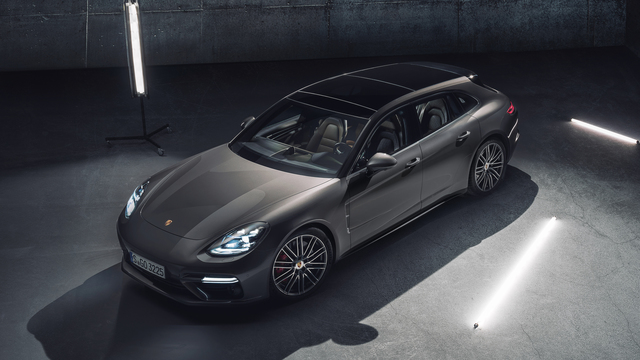 Porsche Panamera E-Hybrid Sport Turismo wagon big