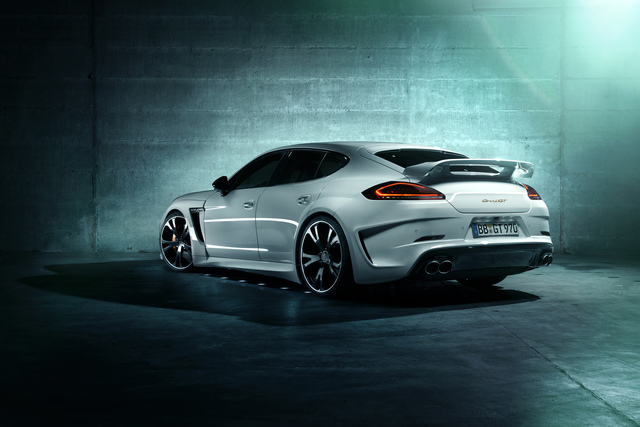 Porsche Panamera Turbo reviews restyling