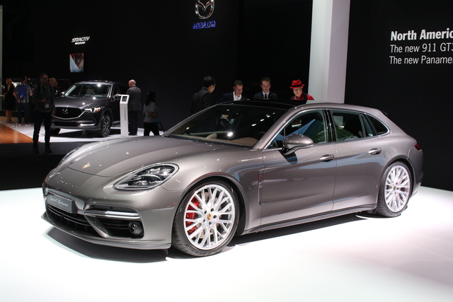 Porsche Panamera Sport Turismo hd photo Porsche Panamera Sport Turismo wagon specifications