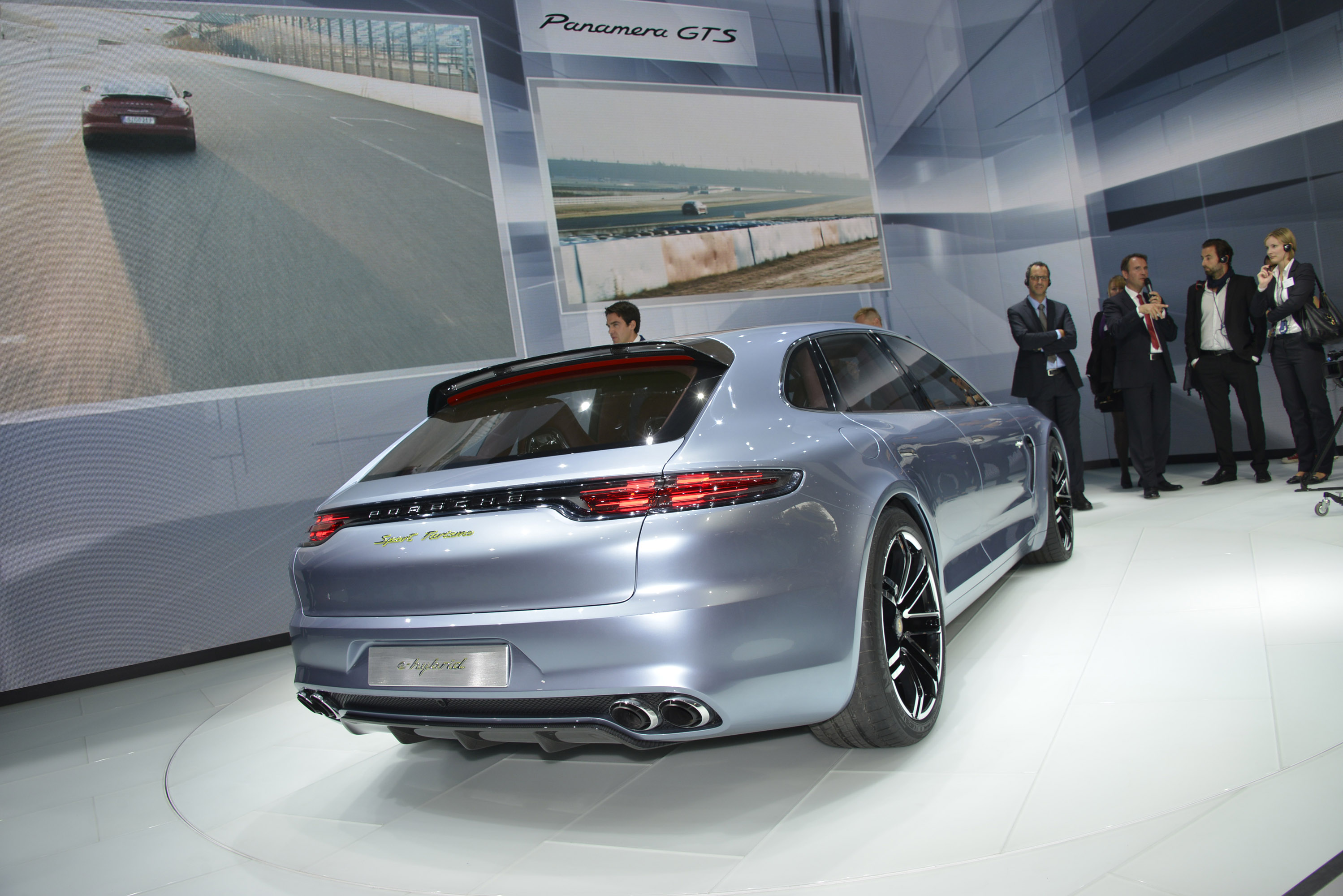 Porsche Panamera Sport Turismo wagon photo