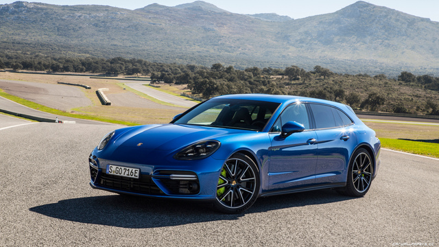 Porsche Panamera Turbo E-Hybrid Sport Turismo reviews restyling