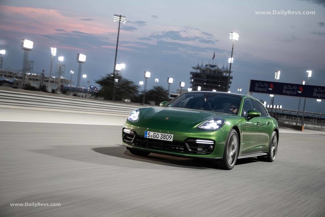 Porsche Panamera Turbo Sport Turismo best model Porsche Panamera Turbo Sport Turismo mod 2017