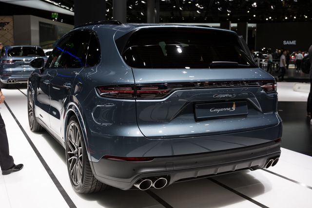 Porsche Cayenne interior model Porsche Cayenne suv model