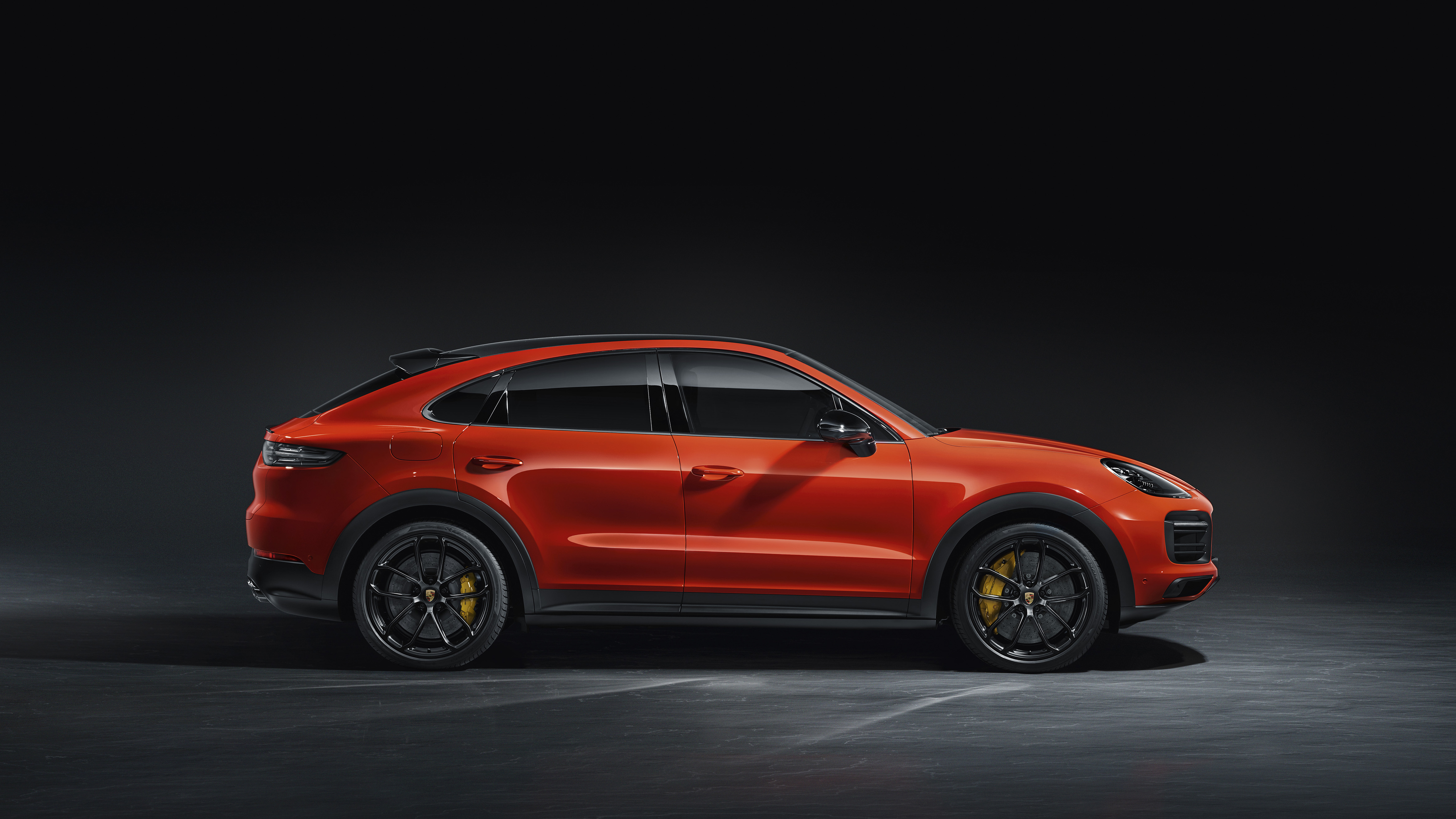 Porsche Cayenne Coupe accessories specifications