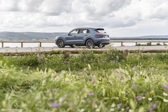 Porsche Cayenne Coupe E-Hybrid best 2019