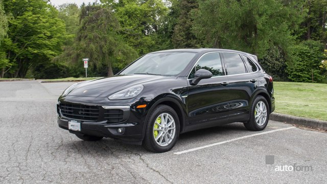 Porsche Cayenne E-Hybrid reviews restyling